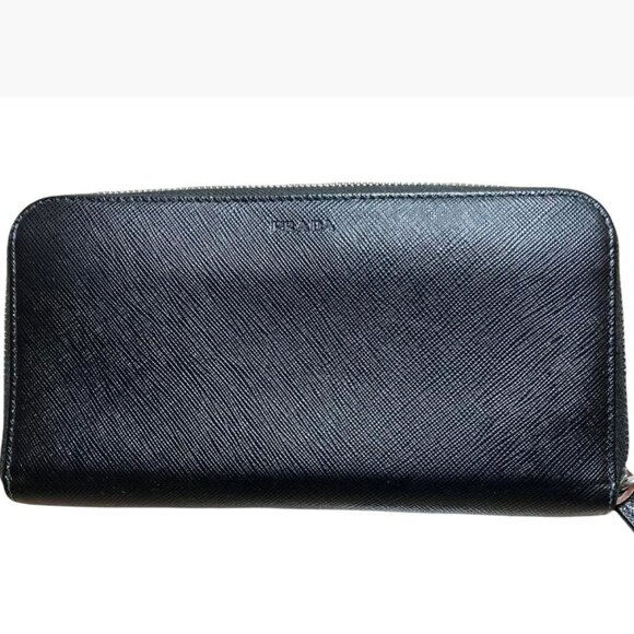 Prada Saffiano Leather Zip Around Long Wallet Vintage EUC Looks Brand New - Picture 1 of 13
